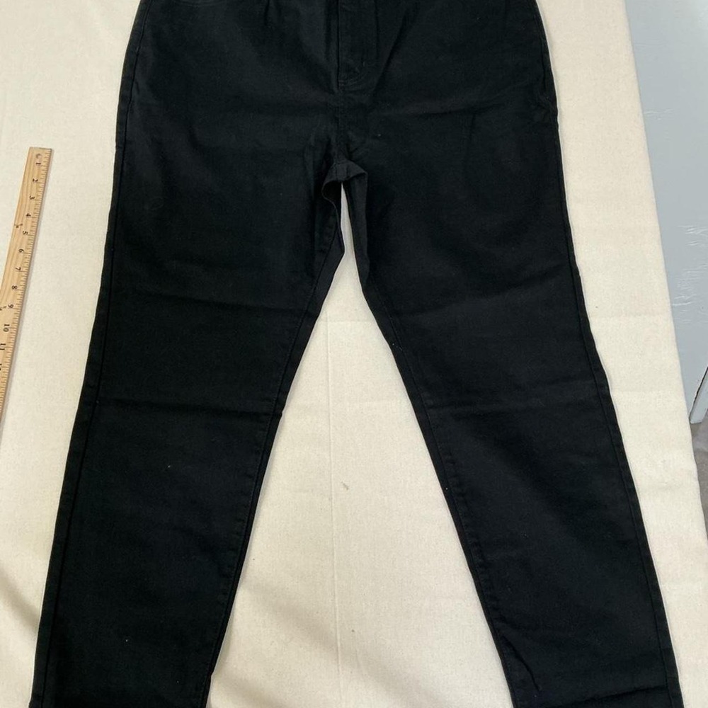 Amazon Essentials black‎ jeans